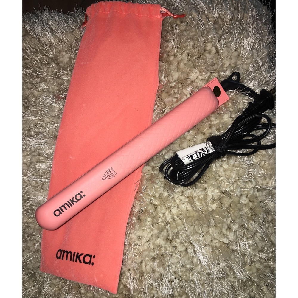 BRAND NEW NEVER USED ‼️ AMIKA hair straightener - Picture 2 of 4